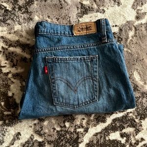 LEVIS CAPRI